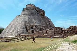 Pirámide del Adivino – México
