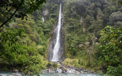 Thunder Creek Falls – Nueva Zelanda
